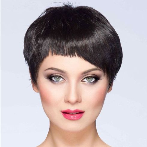 Pixie haircut for women for oval faces