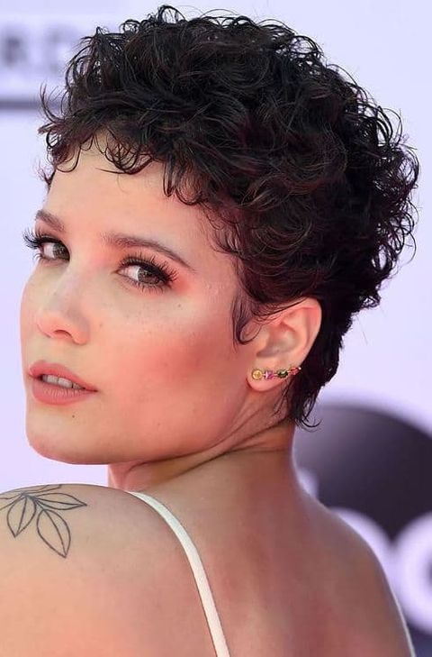 Pixie curly hair for round face in 2021-2022