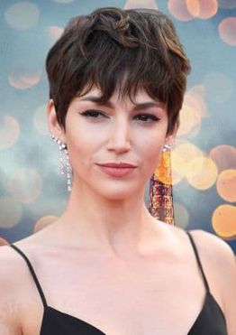 Layered pixie short haircuts for women in 2020