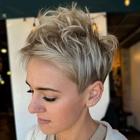 balayage messy pixie