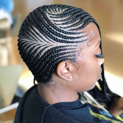 Lemonade Braids To Help You Pick Your Next Style in 2021-2022