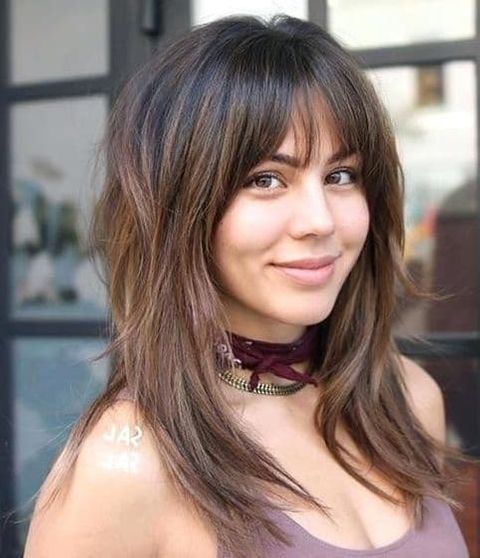 Cute Shoulder Length Hairstyles for Women in 2021-2022