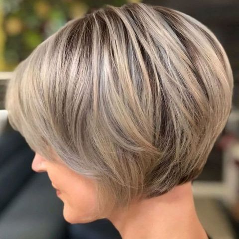 Short bob haircuts will be the trendiest hair style this year